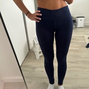 Blue Alo athletic leggings!